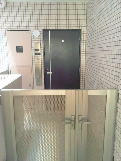 (玄関)