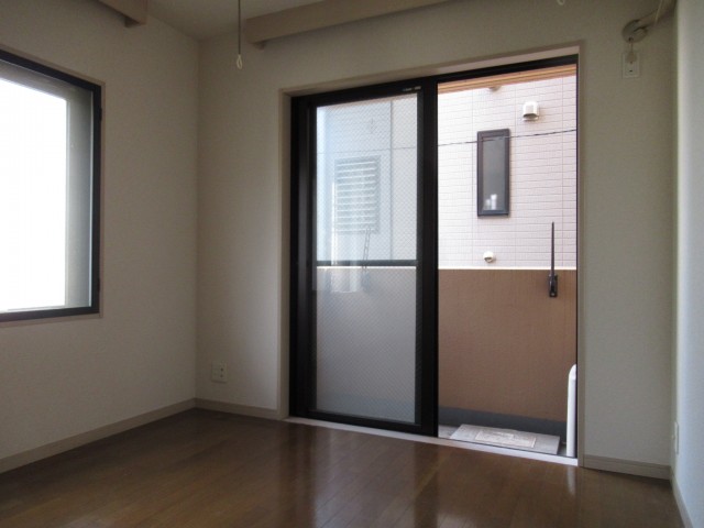(居間)