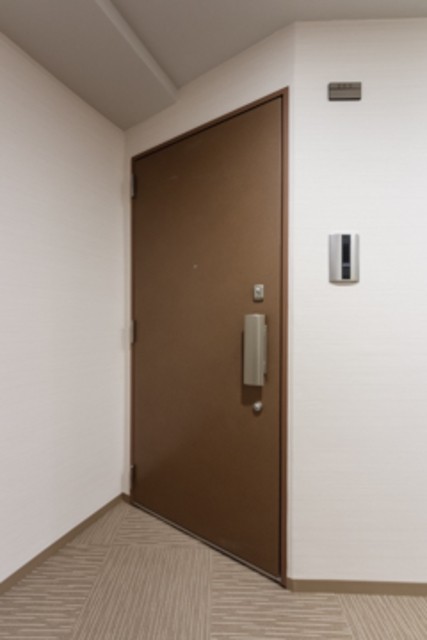 ※写真は同タイプ住戸です。(玄関)