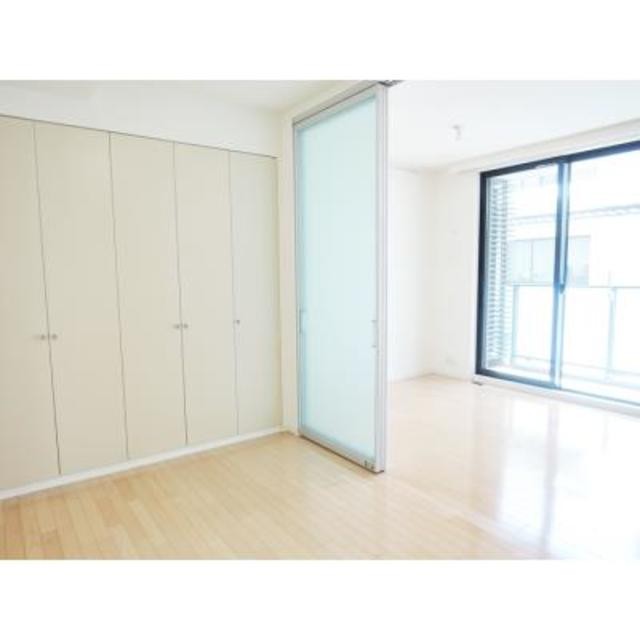 ※写真は同タイプ住戸です。(居間)