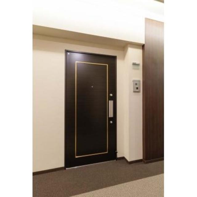 ※写真は同タイプ住戸です。(玄関)
