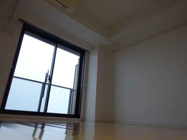 (居間)