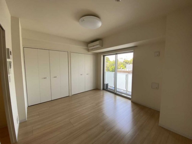 ※画像は別部屋の参考写真を含む(居間)