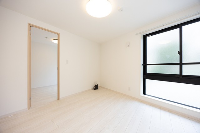 ※写真は同タイプ住戸です。(居間)