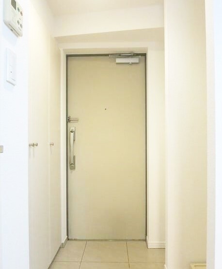 ※同仕様写真含む(玄関)