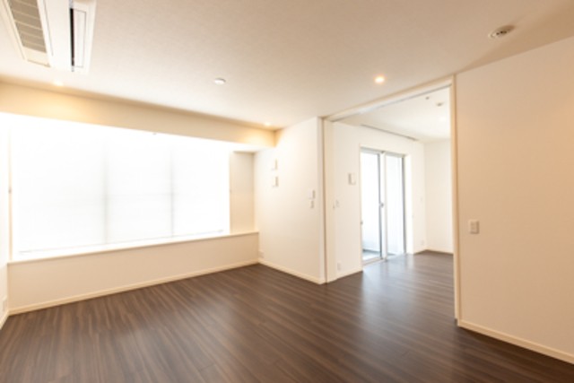 ※写真は同タイプ住戸です。(居間)
