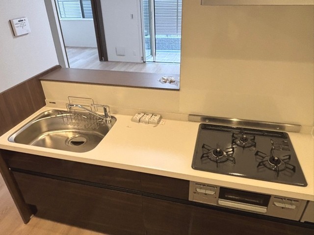 ※写真は同タイプ住戸です。(キッチン)
