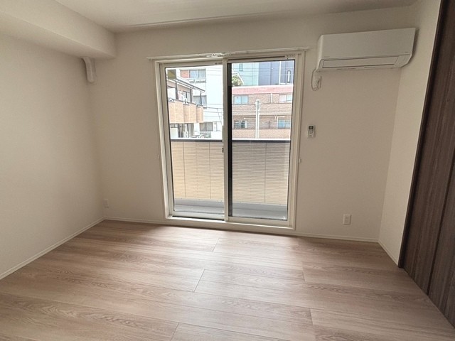 ※写真は同タイプ住戸です。(居間)