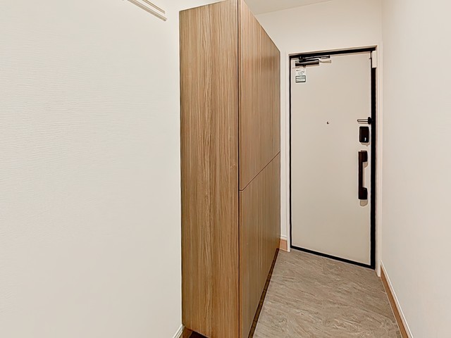 ※写真は同タイプ住戸です。(玄関)