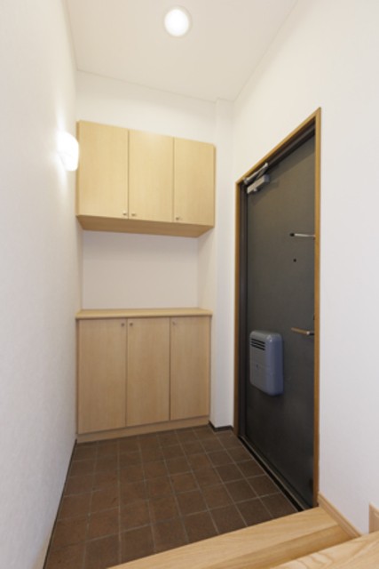 ※写真は同タイプ住戸です。(玄関)