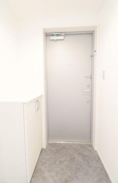 (玄関)