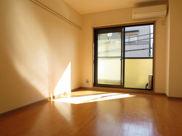 ※同仕様写真含む(居間)