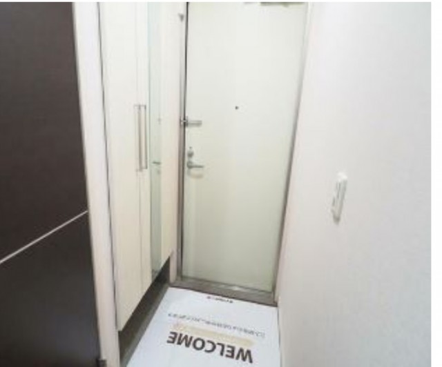 (玄関)