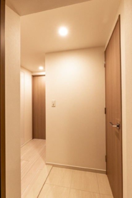 ※写真は同タイプ住戸です。(玄関)