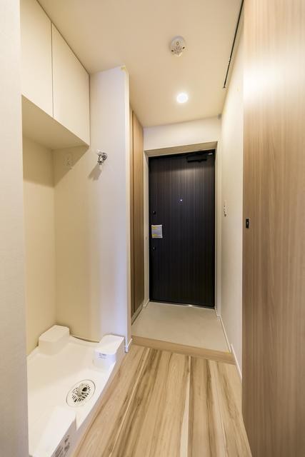 ※写真は同タイプ住戸です。(玄関)
