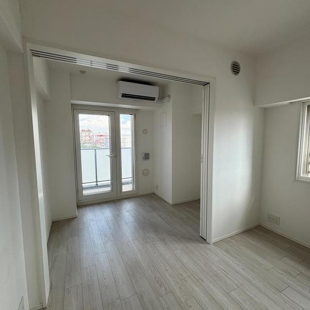 ※写真は同タイプ住戸です。(居間)