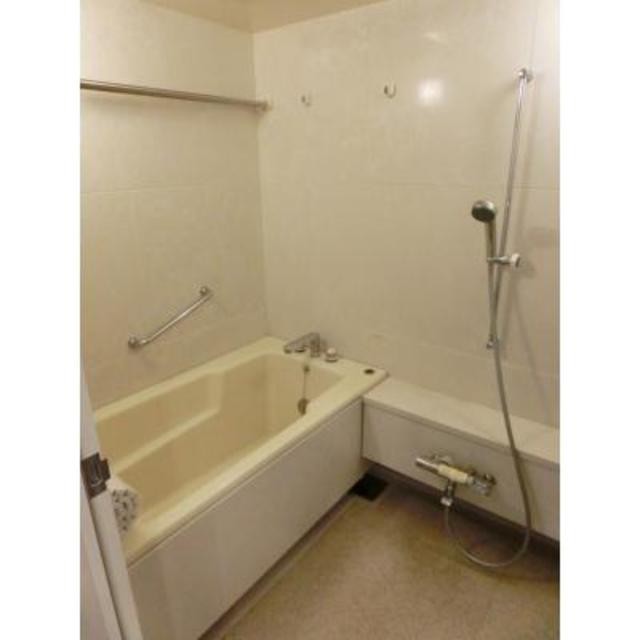 ※写真は同タイプ住戸です。(風呂)