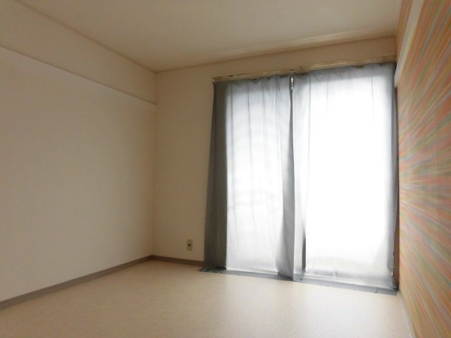 (居間)