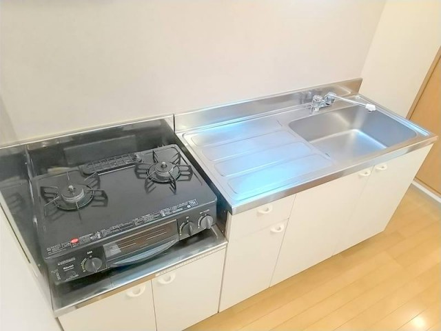 ※同仕様写真を含む(キッチン)