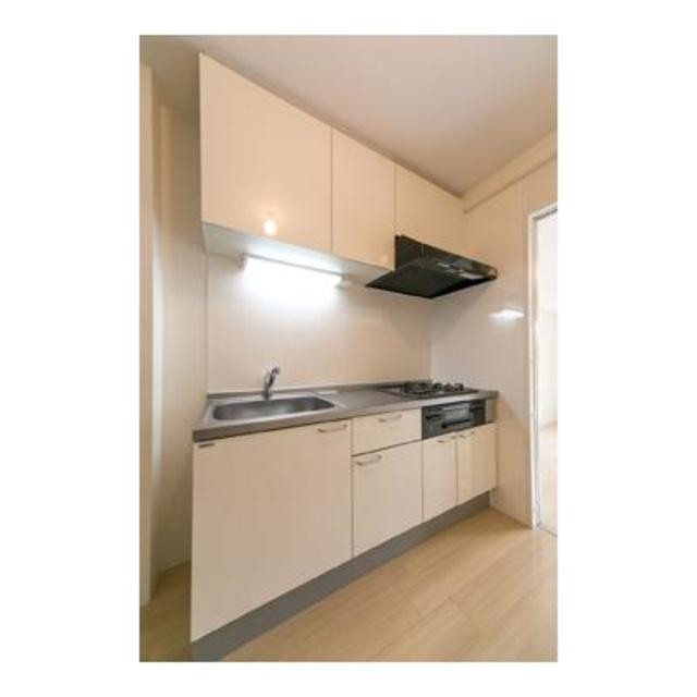 ※写真は同タイプ住戸です。(キッチン)