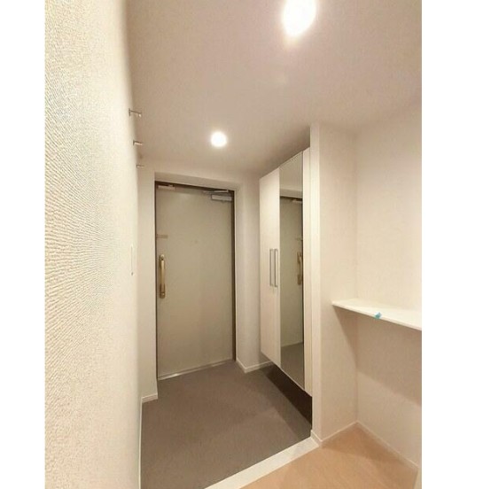 (玄関)
