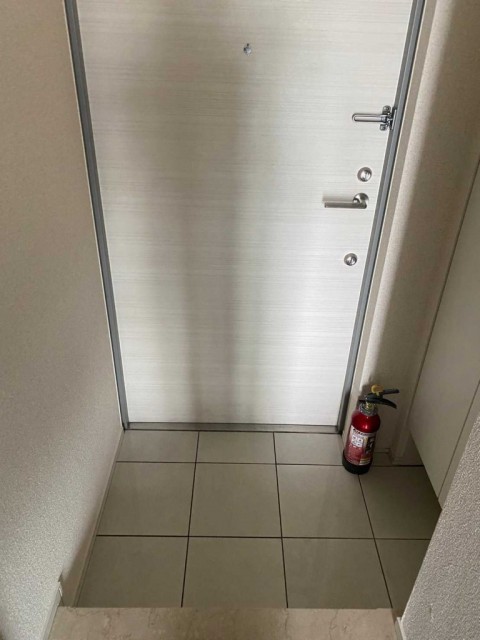 ※写真は別部屋を使用しています(玄関)