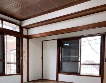 (居間)