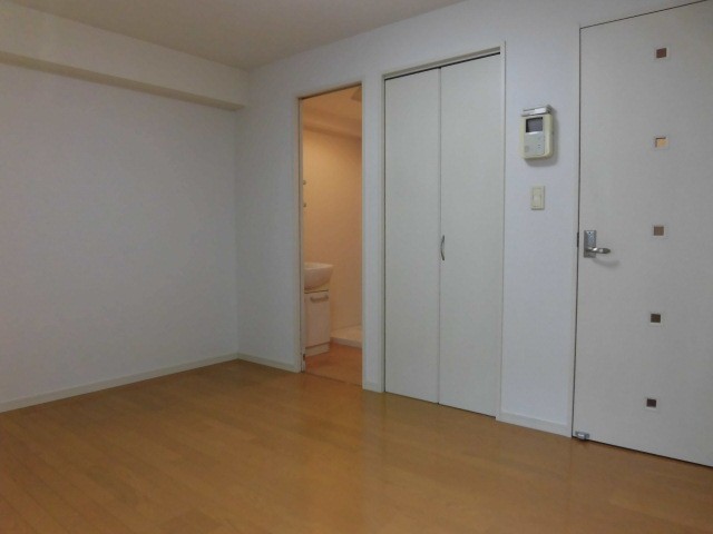 (居間)