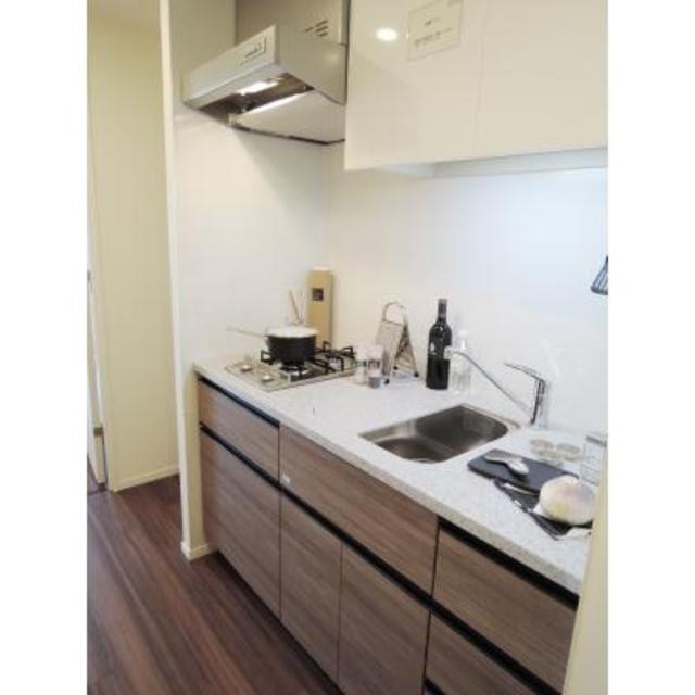 ※写真は同タイプ住戸です。(キッチン)