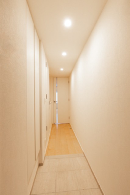 ※写真は同タイプ住戸です。(玄関)