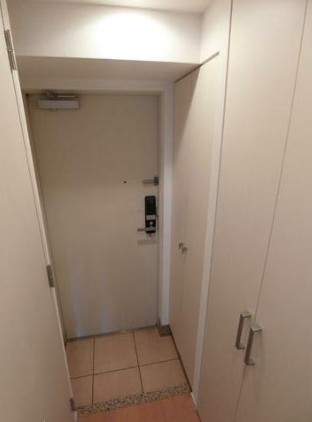 ※同仕様写真含む(玄関)