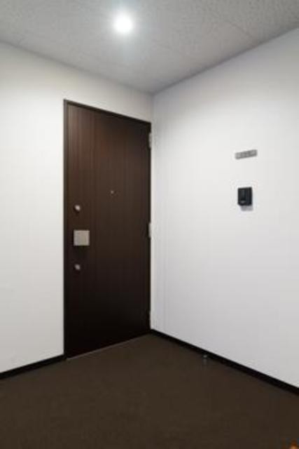 ※写真は同タイプ住戸です。(玄関)
