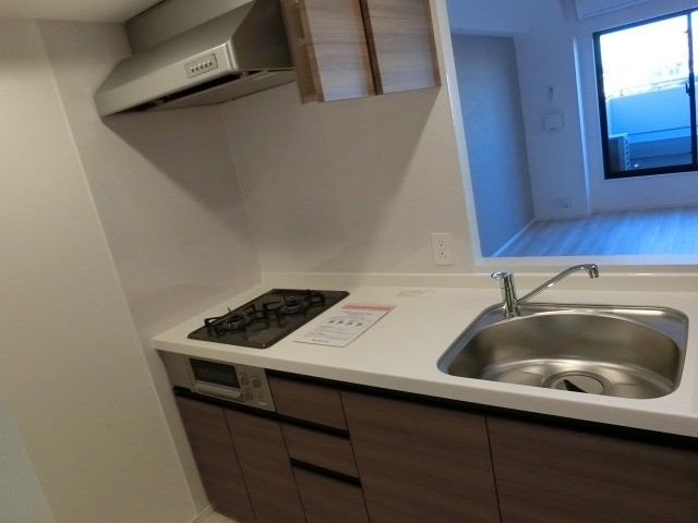 ※写真は同タイプ住戸です。(キッチン)