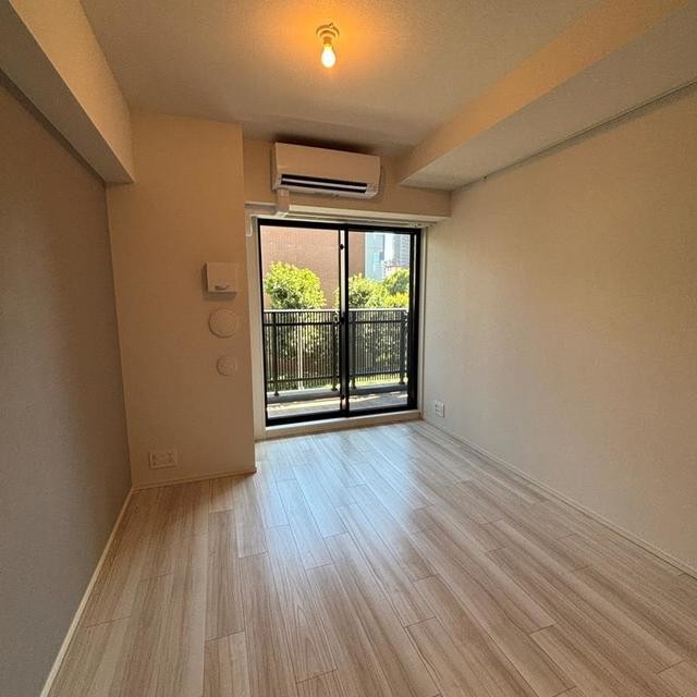※写真は同タイプ住戸です。(居間)