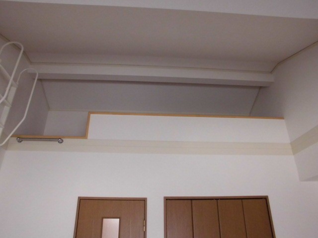 (居間)