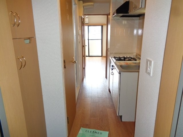 ※同仕様写真含む(玄関)
