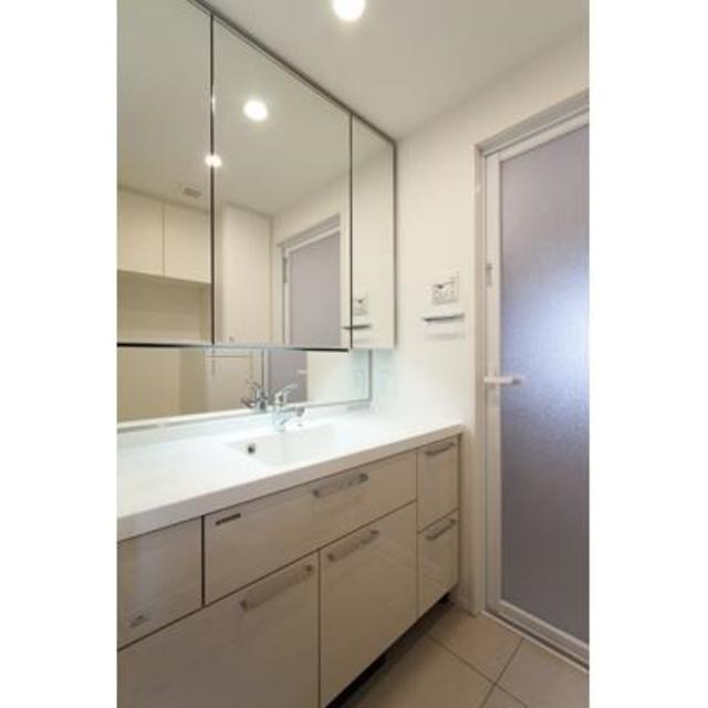 ※写真は同タイプ住戸です。(内装)