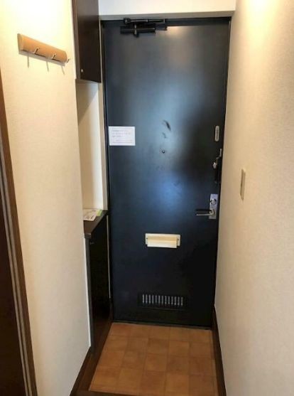 (玄関)