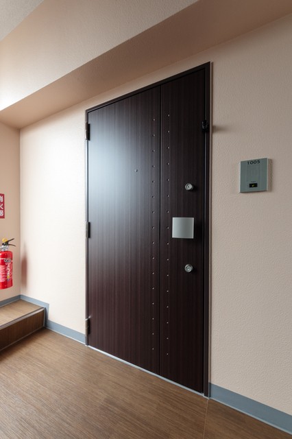 ※写真は同タイプ住戸です。(玄関)