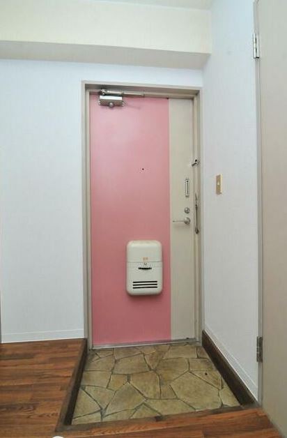 (玄関)