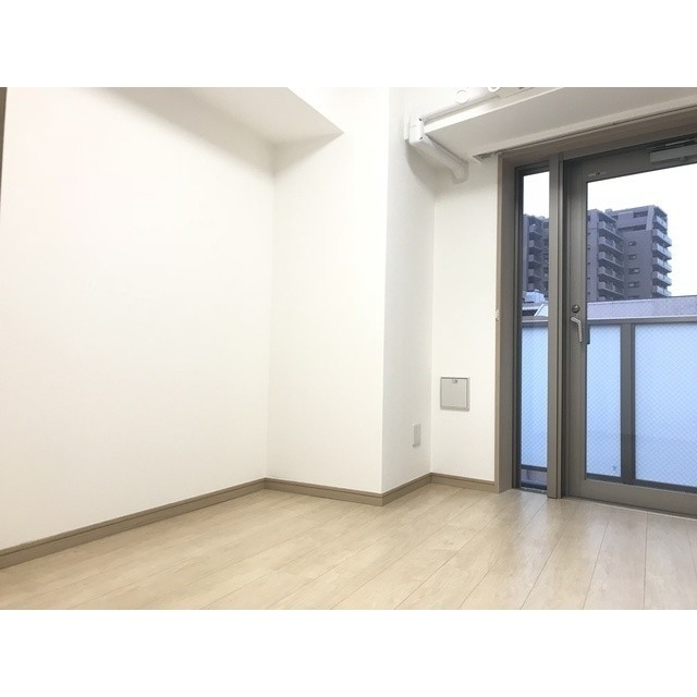 (居間)