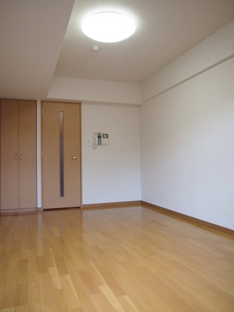 (居間)