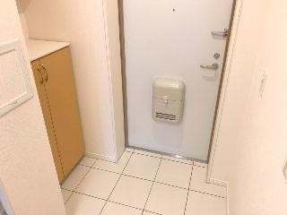 (玄関)