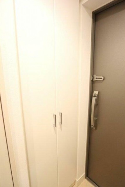 (玄関)