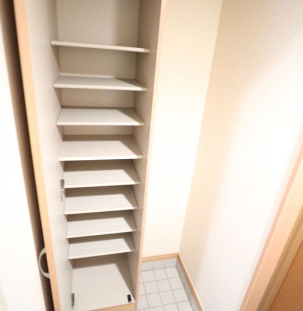 (玄関)