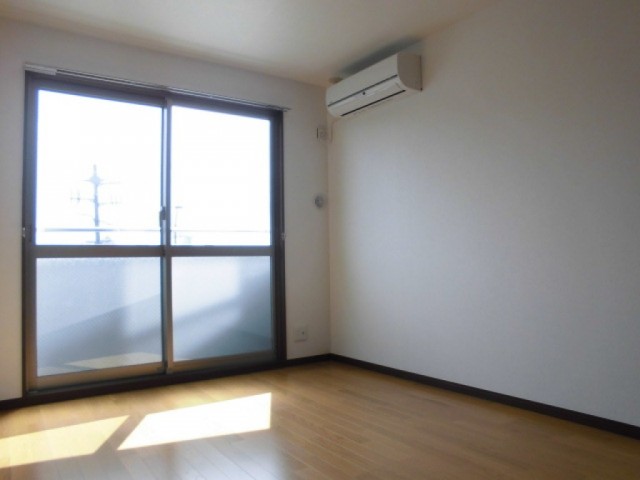 (居間)