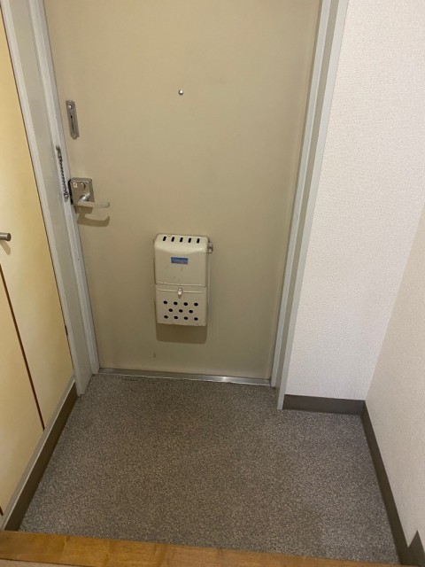 (玄関)