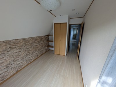 (居間)