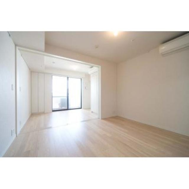 ※写真は同タイプ住戸です。(居間)