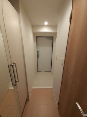 (玄関)